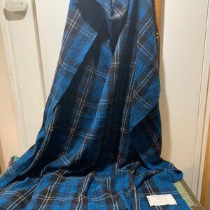 EDINBURGH SINCE 1437 WOOL PLAID FRINGE THROW BLANKETS